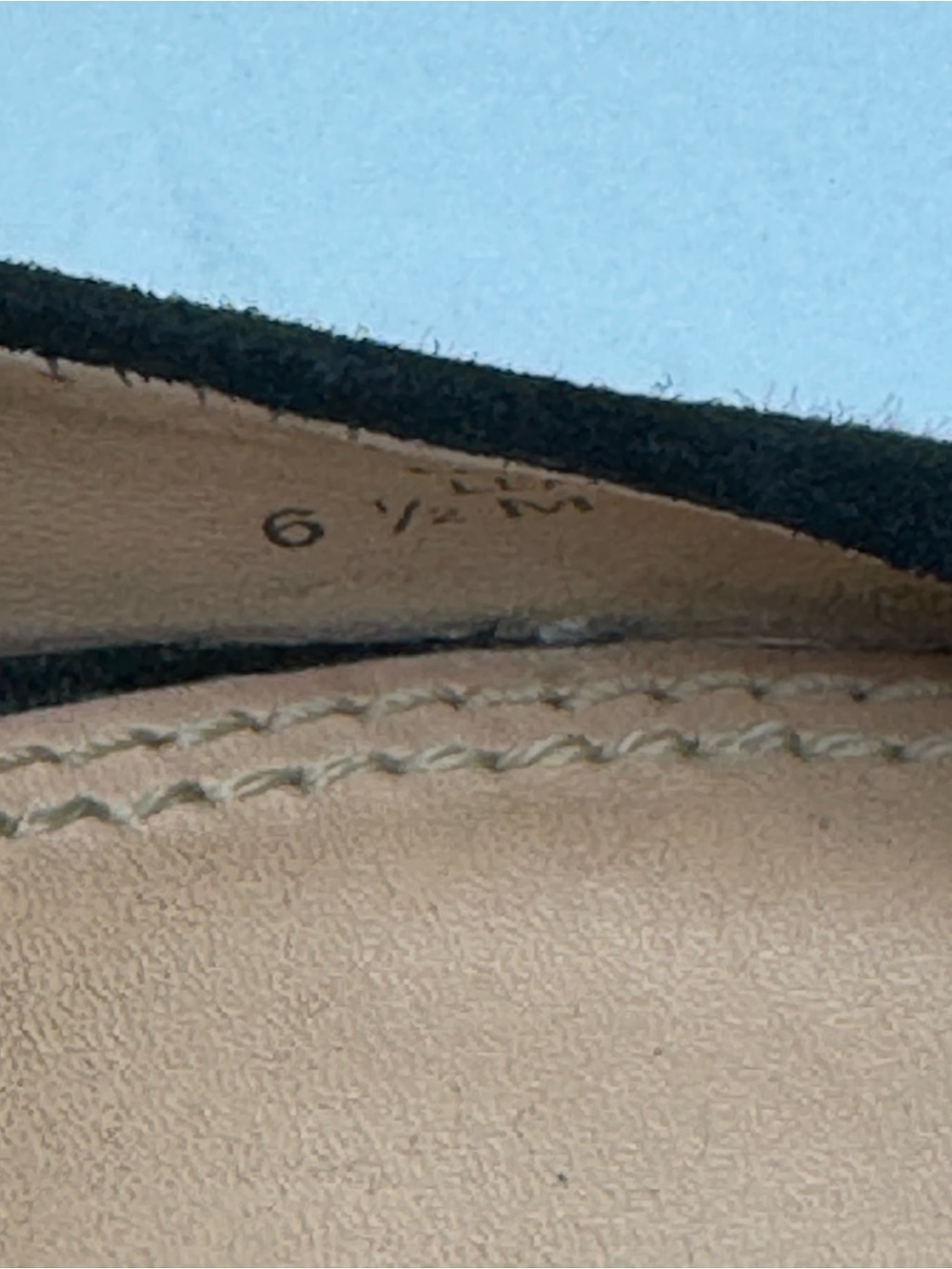 Tory Burch Astoria Wedge Pumps in Black Suede Size 6.5 - Picture 8 of 8